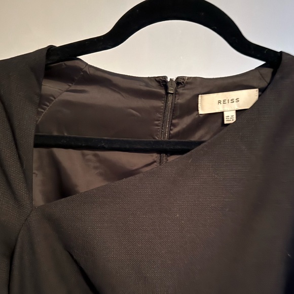 Reiss - Black Dress with Asymmetrical neck and shoulder - Picture 1 of 4